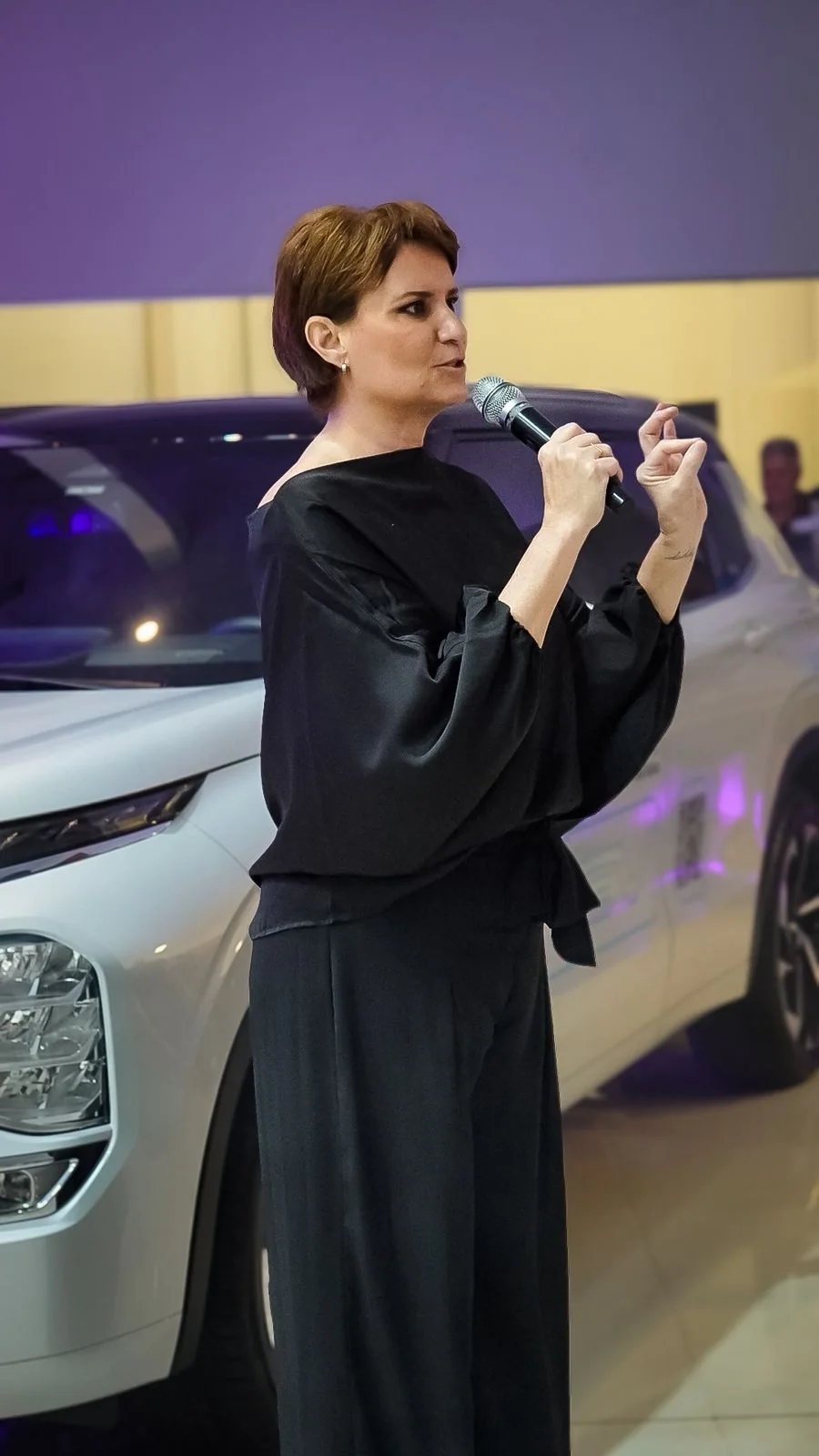 Silvia Garcia em evento corporativo